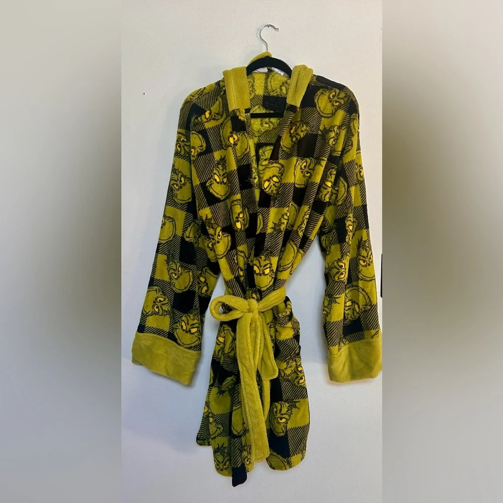 Grinch Plush Hooded Robe - Picture 1 of 2
